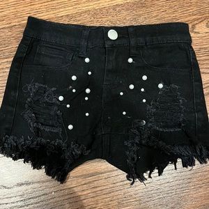 Pinc pearl studded shorts
